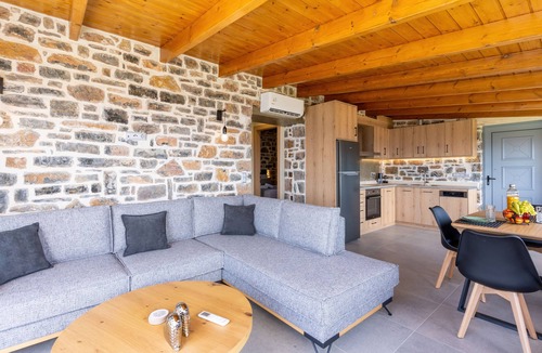 Mirthios Villa | Villa in nature with fantastic sea view!