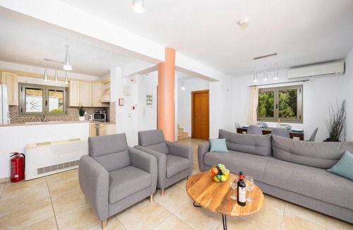 Mikros Gialos Villa | Villa Inna - Three Bedroom Villa, Sleeps 6