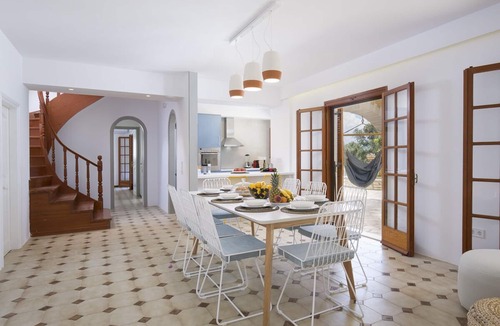Benitses Villa | Villa Jacaranda Blue