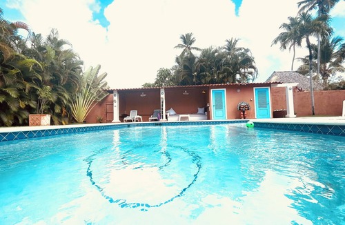 Las Galeras Villa | Villa Jeff & Jyps, 2 bedrooms, swimming-pool, 2 min walk from the beach