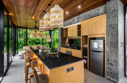 Pejeng Kawan Villa | Villa Jeromaia by BaliSuperHost