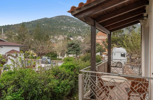 Vilia Villa | Villa 'Kallia's' with Mountain View, Private Terrace and Wi-Fi