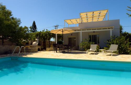 Kolymbari Villa | Villa Karneios - Private Pool near Chania & Beach