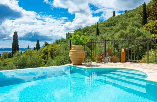 Nisaki Villa | Villa Katerina
