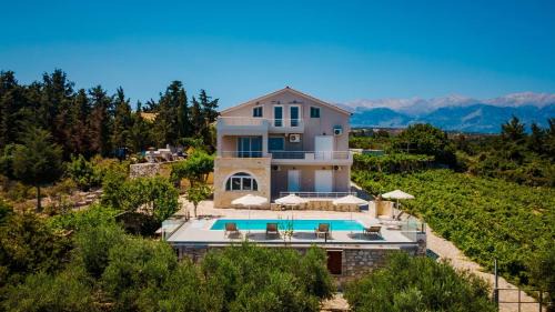 Douliana Villa | Villa Konstantinos Hilltop Vineyard Escape