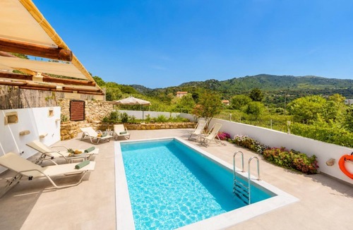 Kare Villa | Villa Koupos - Three Bedroom Villa, Sleeps 6