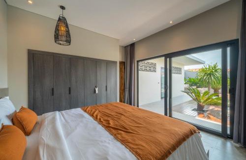 Sunset Road Villa | Villa Koya : Luxurious and Modern 3BR Villa in Seminyak!