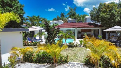 El Centro Villa | Villa La Dueña Las Terrenas