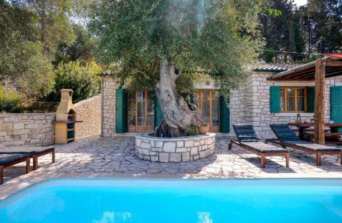 Longos Villa | Villa Levrecchio