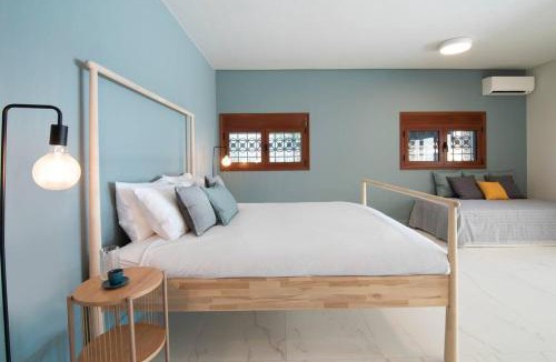 Agii Theodori Villa | villa lion