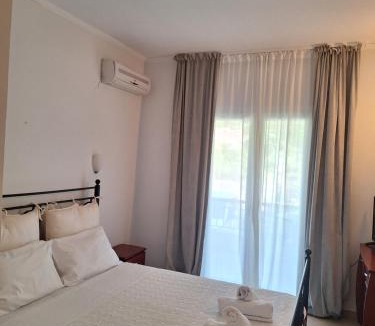 Parelia Apartment | Villa Litsa