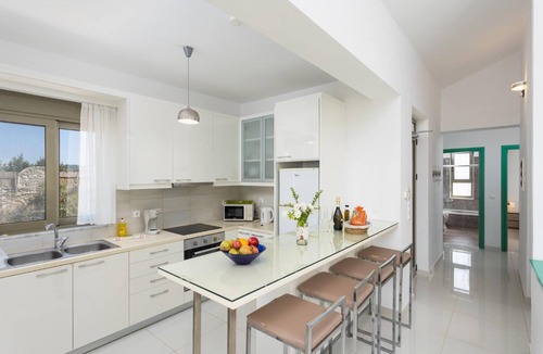 Apokoronas Villa | Villa Litsa - Three Bedroom Villa, Sleeps 7