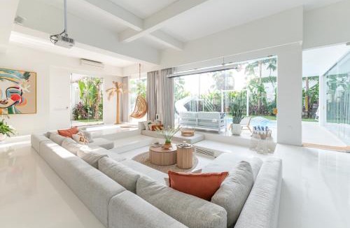 Babakan Villa | Villa Luja by GORO