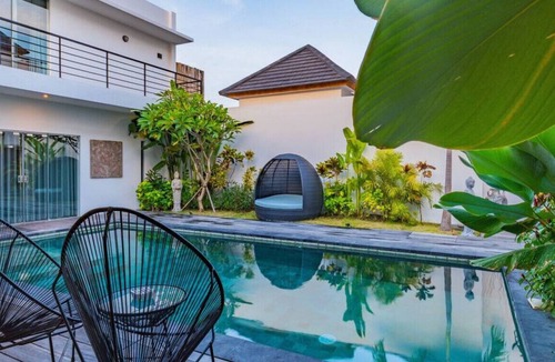 Drupadi Villa | Villa Madona · Rice field view 3 BR villa Seminyak beachside