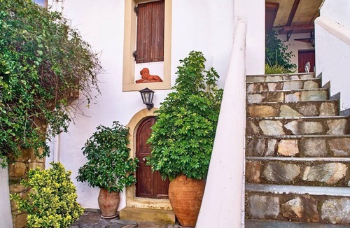 Mylopotamos House | Villa Manthos Traditional Cretan Mansion