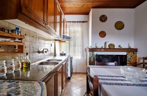 Mylopotamos House | Villa Manthos Traditionelles Kretisches Herrenhaus by Interhome