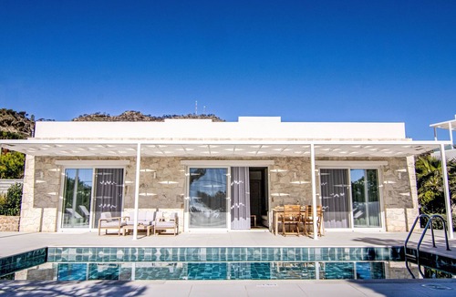Makry Gialos House | Villa Maria mit privatem Pool und Meerblick by Interhome