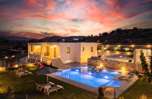 Monopari Villa | Villa Marielia