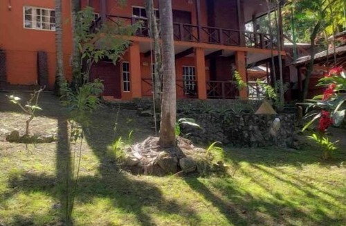 Pedro Brand Villa | Villa Mariposa