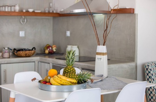 Logaras House | Villa Maritina: 4 villas, 19pax, 4pools, sea views, Punda Beach Paros