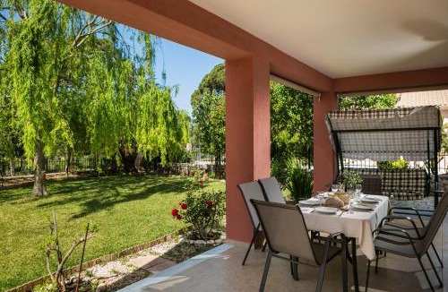 Razata Villa | VILLA MARITINA