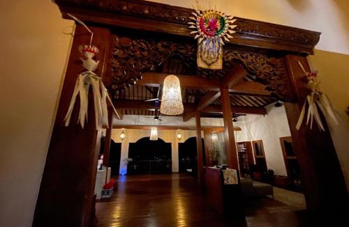 Kalibukbuk House | Villa Mata Hari