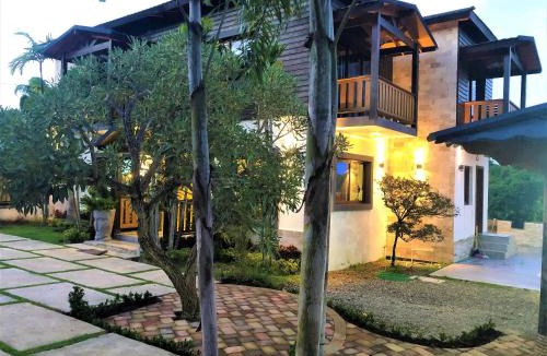 La Vega Province House | Villa Mi Patio By Hospedify - Hermosa villa con mesa de billar y río cristalino a 3 min Un pequeño paraíso en Jarabacoa