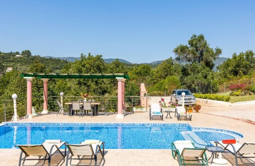 Limni Villa | Villa Mirela Megali