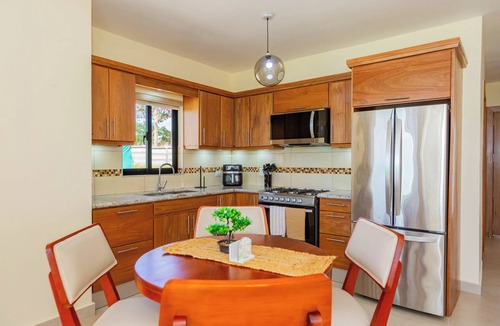 La Mulata Villa | villa mon Fleur w/jacuzzi,free shuttle at casa linda