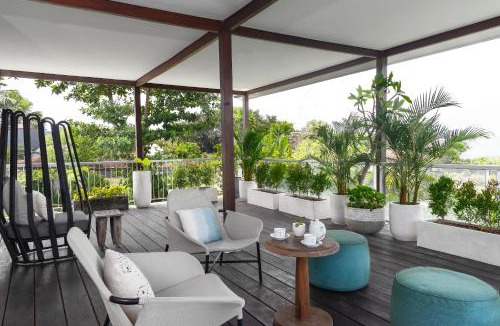 Batu Bolong Villa | Villa Nedine