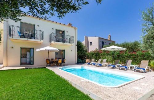 Old Hersonissos Villa | Villa Nefeli Green by Villa Plus