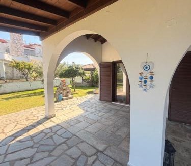 Sithonia Villa | Villa Nikoleta - Beach Front luxury villa with beach access