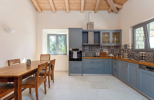 Limni Villa | Villa Nikos | private pool - country views - BBQ