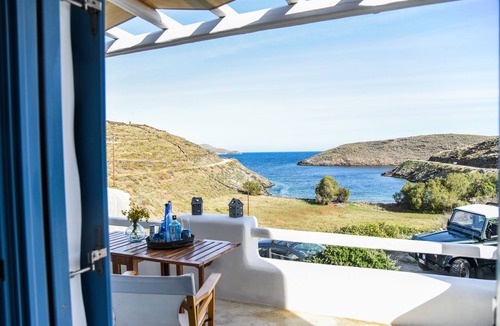 Loutra Villa | Villa Niloya-100m from the seaside