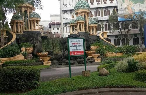 Cipanas Villa | Villa Nils