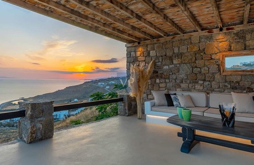 Houlakia Villa | Villa Nirvana- Calm, Relaxing and no Wind!