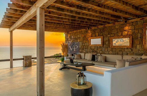 Houlakia Villa | Villa Nirvana- Calm, Relaxing and no Wind!