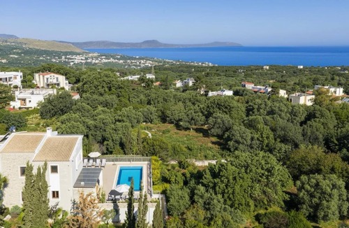 Prines Villa | Villa Olia - When Luxury meets Cretan Tradition - Absolout Privacy