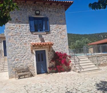 Melissopetra Villa | villa olivedream