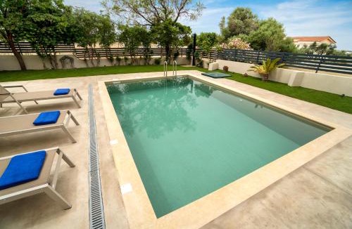 Loutraki Villa | Villa Olivia