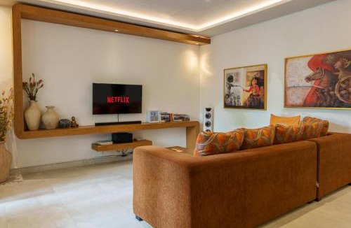 Drupadi Villa | Villa Orange 3BR Seminyak by Exotic Bali Properties