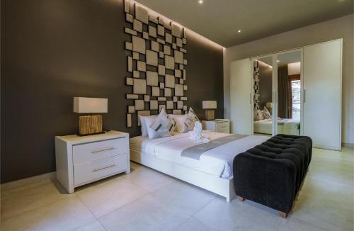 Drupadi Villa | Villa Orange 3BR Seminyak by Exotic Bali Properties