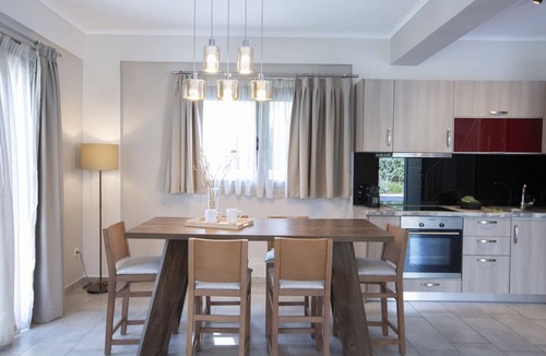 Pondi Villa | Villa Ostria with Sea Views & Private Pool