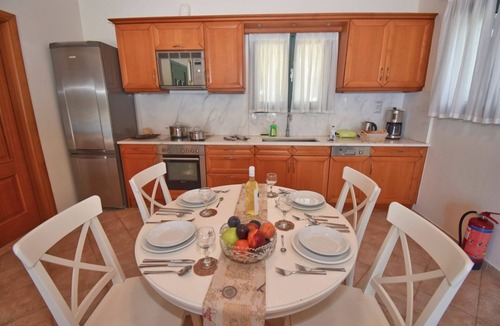 Parelia Villa | Villa Pasiphae - Two Bedroom Villa, Sleeps 6