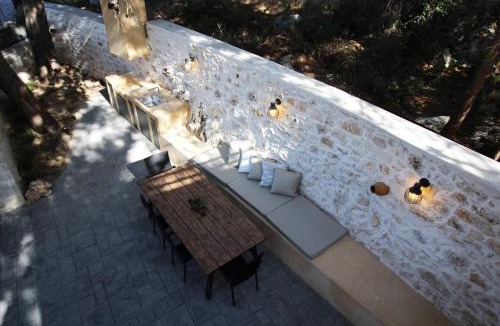 Violi Charaki Villa | Villa Pefka, By Hellocrete