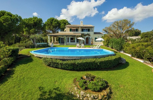 Perama Villa | Villa Pelagos & guest house, undoubtedly has one of the best views in Corfu.