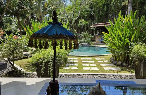 Umalas Villa | Villa Permata Umalas - Relaxing Tropical Oasis