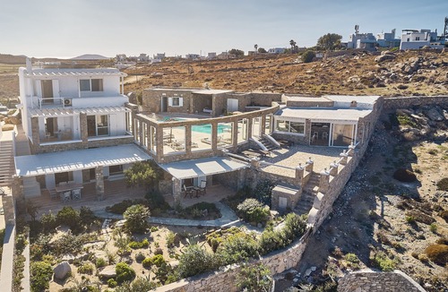Agios Ioannis Villa | Villa Petrolefko by Ethos Hospitality