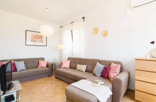 Gennadi Villa | Villa Phoebe Gennadi