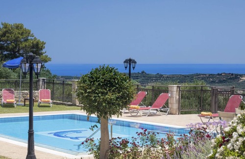 Kolymbari Villa | Villa Polemarchi Iris